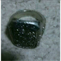 ▼▼ j←←←m　11-銀のむつば印の四角い指輪