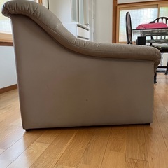 アクタスのオーダーソファーの画像