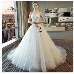 ウェディングドレスの画像