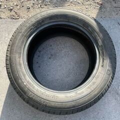 225/55R16　タイヤ一本だけ　取り付け費用込みで3000円