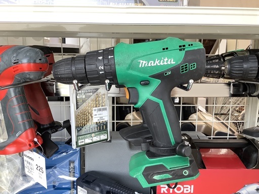 ドリルドライバー　MAKITA M850D  充電器　充電池　ケース付　純正バッテリー