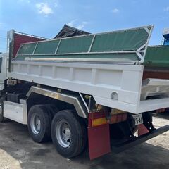 【車検付き】いすゞギガ Lゲート ダンプ 型式PKG-CXZ77K8 最大積載8,600kg 馬力330ps 走行距離88万km 平成21年式の画像