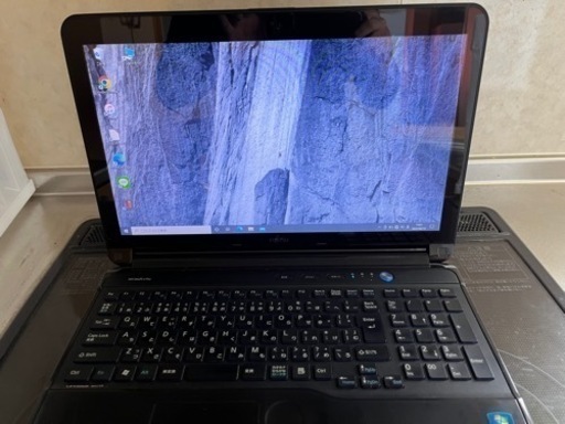 【Pentium 新品SSD 256GB】Windows10 FUJITSU life book AH52/EA