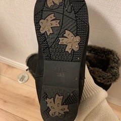 冬靴　女性　23.5ぐらいですの画像