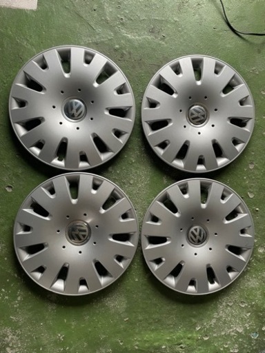 フォルクスワーゲン　ポロ　14インチホイルキャップ