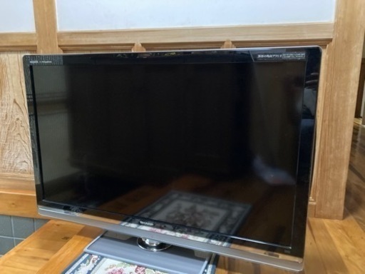 SHARP AQUOS 46型　液晶テレビ
