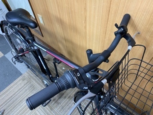 PRECISION TRGクロスバイク　ライトと前カゴつき