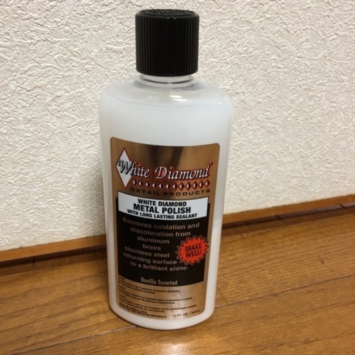 ホワイトダイヤモンド　　メタルポリッシュ　355ml