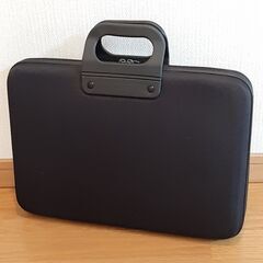 美品 ソフトアタッシュケース ビジネスバッグ PCケース ノートパソコン&タブレットケース SANTA BARBARA POLO & RACQUET CLUB サンタバーバラ・ポロ・アンド・ラケットクラブの画像