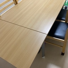 四人掛けダイニングテーブルセット　取引中の画像