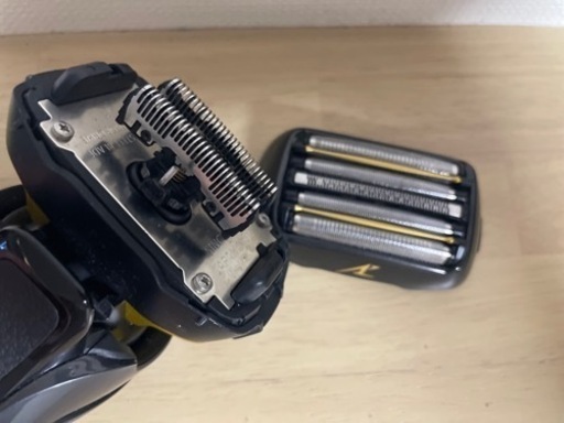 パナソニック　ラムダッシュ　ES-ELV7D 5枚刃　使用少　洗浄器付き