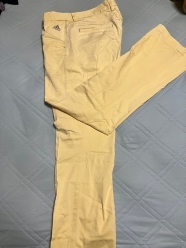 ゴルフウエア、パンツ、ポロシャツ