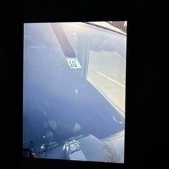 ファミリーカー日産セレナSハイブリッド2013年モデルの画像