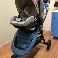 乳児用ベビーカー&カーシート Baby Jogger 手渡し希望の画像