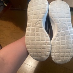 大幅値下げNIKEスニーカー23センチの画像