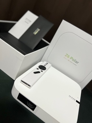 【美品】Z6polar ホームプロジェクター