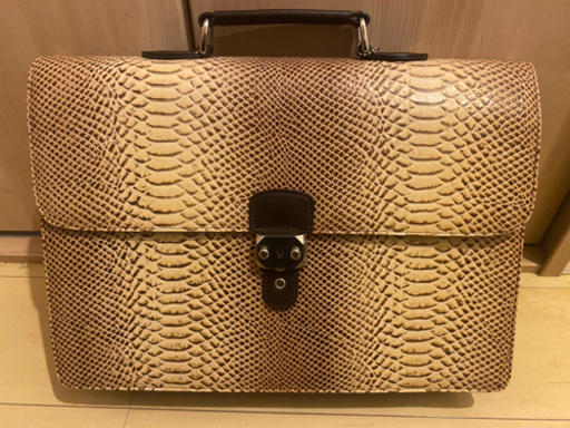 momo since2003ビジネスバッグ美品