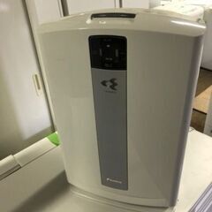 配送可能　ダイキン(DAIKIN) 加湿ストリーマ空気清浄機「うるおい光クリエール」 ホワイト TCK70P-W