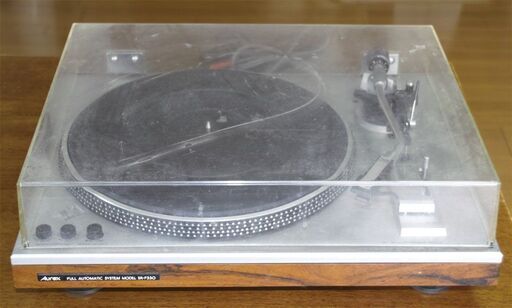 レコードプレーヤー　Aurex SR-F33O