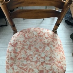 カリモク　椅子の画像