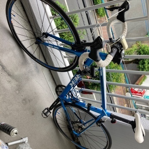 TREK 1.2 ロードバイク