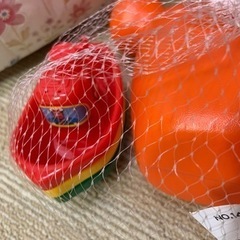 新品　ジョウロとジップ3隻のセットです