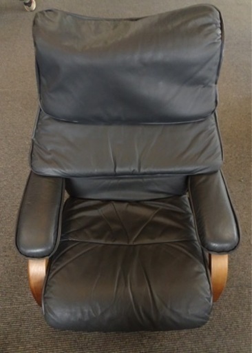 【中古品】冨士ファニチア FUJI FURNITURE リクライニングチェア&オットマン 本革 レザー