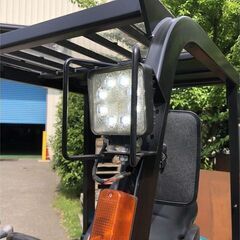 LEDライト　塗装済　1.5トン　エンジンフォークリフト　ガソリン　ノーパンクタイヤ　1.5t　(1500kg　1トン　1t)　埼玉よりの画像