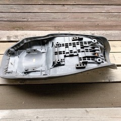 ホンダ FTR223 純正シートの画像