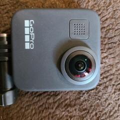 ☆購入者確定しました☆GoProMAX　128gbマイクロSD付き！GoProアクセサリーセット付き！の画像