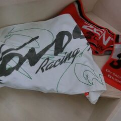 0円：スーパーGT KONDO Racing と ZENT CE...