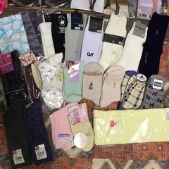 全て未使用　まとめてセット　レディース　靴下　ストッキング　ラルフローレン　UNIQLO 神田うの　腹巻　マスクケース　　の画像