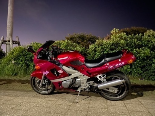 カワサキ　ZZR400