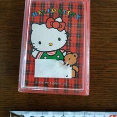 美品・キティちゃんのトランプ