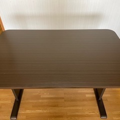 【即決！本日10時〆】☆美品☆ダイニングテーブルと椅子一脚