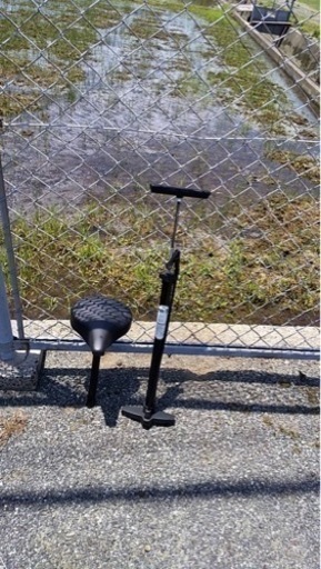 ほぼ新品の自転車です