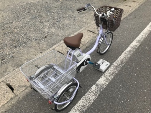 電動三輪アシスト自転車 PanasonicかろやかライフEB