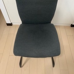 ダイニングチェア(ソフト GY) ニトリの画像