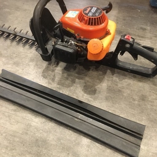 【中古】Tanaka エンジンヘッジトリマー THT-2000