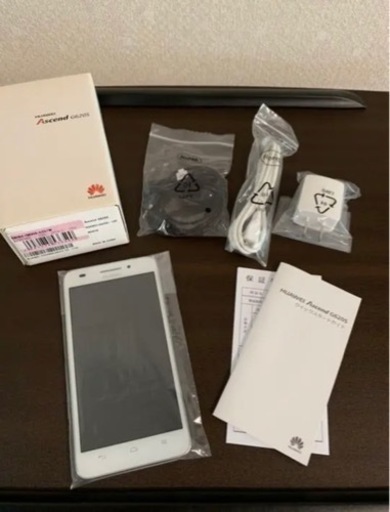 HUAWEI  ホワイト　美品