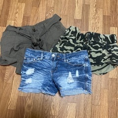 ショートパンツ