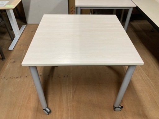 キャスター付テーブル ミーティングテーブル 80×80×75 中古