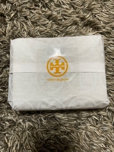 トリーバーチ　二つ折り財布