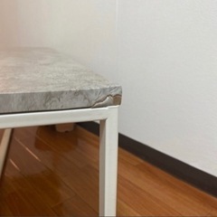 大理石柄　ローテーブルの画像