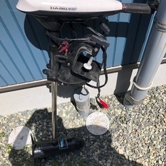 バッテリー式船外機の画像