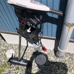 バッテリー式船外機の画像