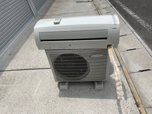 ②コロナ　2.2kwエアコン　CSH-N2214E2 2014年製
