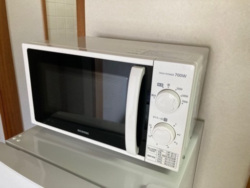 電子レンジ 綺麗なホワイトカラー