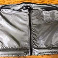 ビニル製スーツカバー(VICTORINOX™)の画像