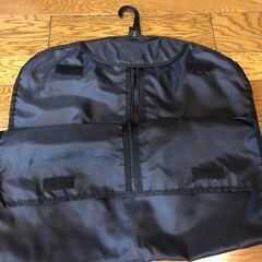 ビニル製スーツカバーの画像